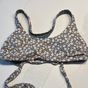 La Vie En Rose Floral Bikini Top